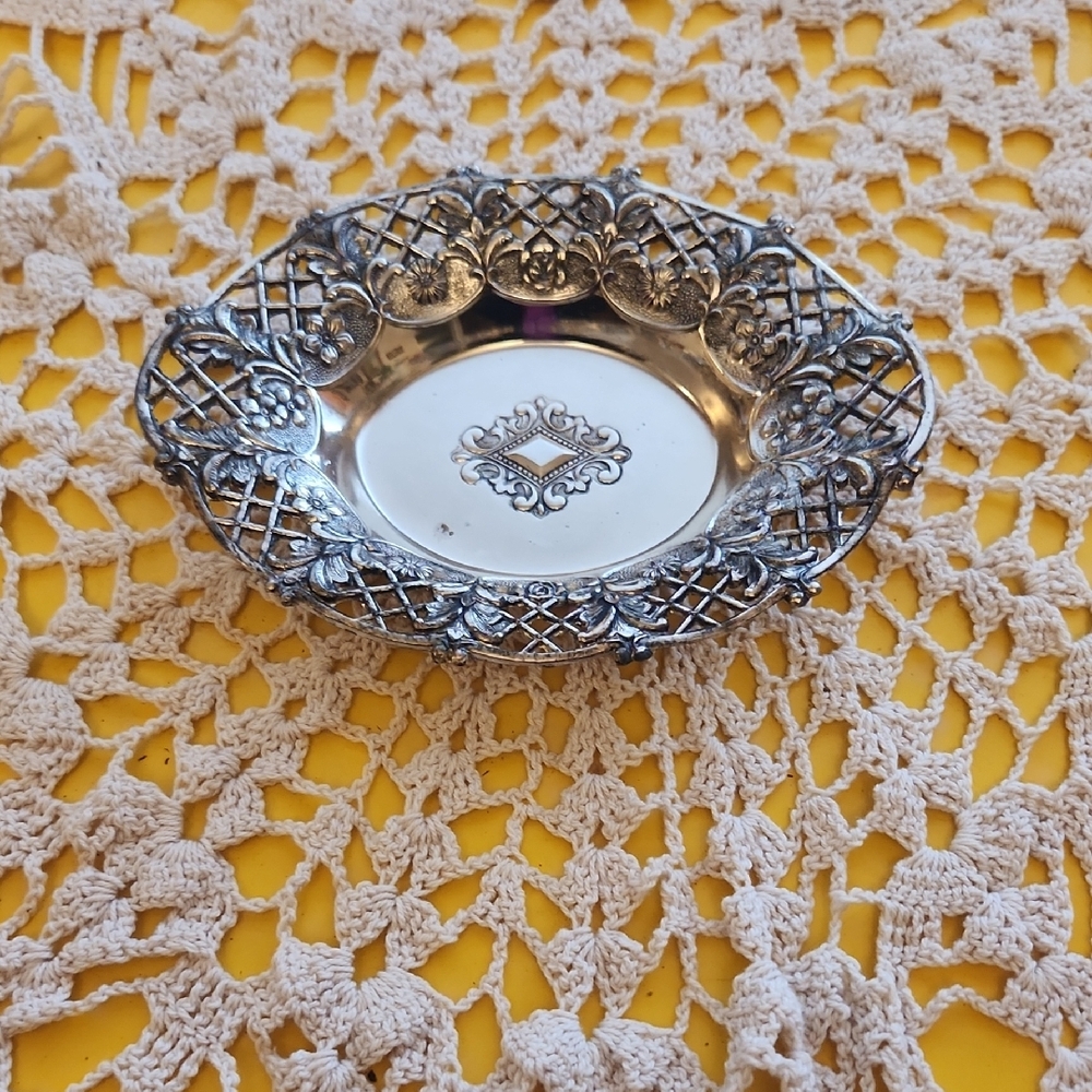 Elegant Silver Decorative Dish